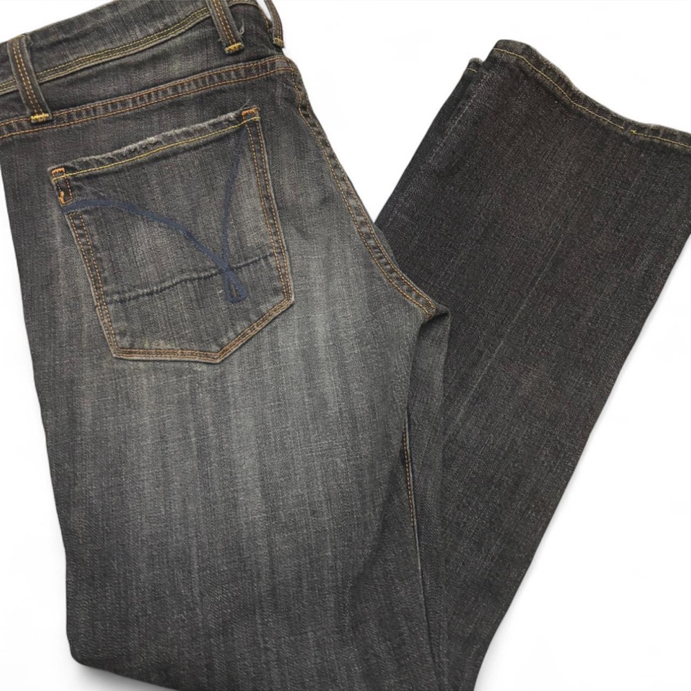 Vigoss Women's Straight Leg Jeans - Dark Wash